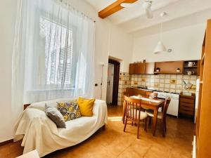 Billede fra billedgalleriet på Molo 28 Beach Parking AC i Porto Santo Stefano + 21 billeder