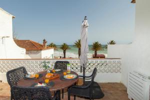 Γενική θέα στη θάλασσα ή θέα στη θάλασσα από  αυτό το διαμέρισμα