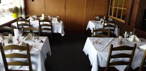 Restaurace v ubytování Bären-Krattigen