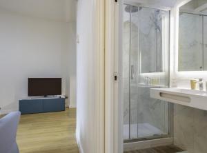 Kúpeľňa v ubytovaní BarcelonaForRent The Gaudi Suites