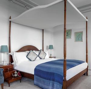 Postel nebo postele na pokoji v ubytování Es Saadi Marrakech Resort - Hotel
