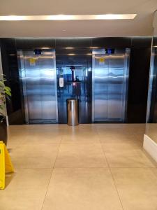 Gambar di galeri bagi Loft confortável com garden di Canoas