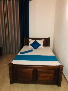 Letto o letti in una camera di 360 Lotus Hostel Tangalle and Cowork
