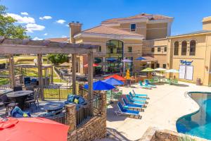 Bazén v ubytování Tanglewood Resort, Ascend Hotel Collection nebo v jeho okolí