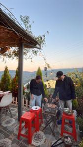 Imagen de la galería de Nhà Hoa Nắng Homestay Cầu Đất Đà Lạt, en Xuân Trường