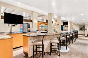 Dapur atau dapur kecil di Best Western Pocatello Inn