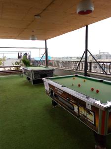 Τραπέζι μπιλιάρδου στο Rew apartment 28