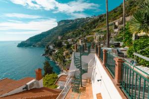 Paesaggio naturale nelle vicinanze della villa