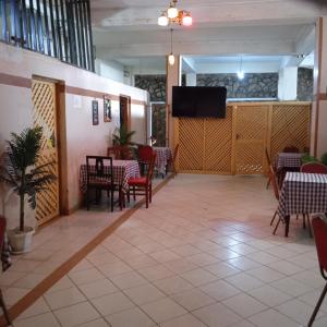 Φωτογραφία από το άλμπουμ του Riversand Hotel, rooms with lake views,WI FI & balcony σε Kisumu