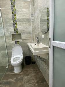Koupelna v ubytování APARTAMENTO DORADAL + 2 fotografie