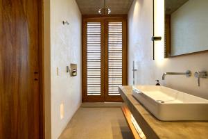 Koupelna v ubytování El Guayacan + 8 fotografií