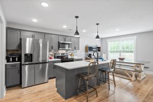 Fotografie z fotogalerie ubytování John's Place (1365 Isaiah Drive) v destinaci Oak Grove