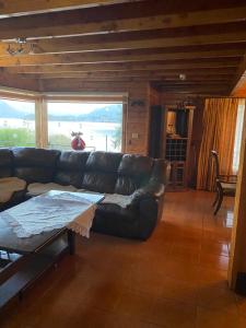 Posezení v ubytování Casa costanera Panguipulli