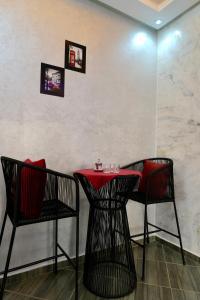 Fotografie z fotogalerie ubytování Appartement Marrakech à 5 min de l'Aéroport v destinaci Hbl Hmid
