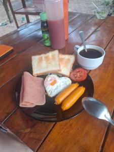 Φαγητό σε αυτός ο ξενώνας ή κάπου εκεί κοντά