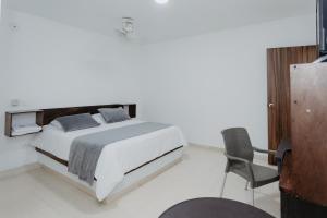 Letto o letti in una camera di Hotel Plataneras Confort