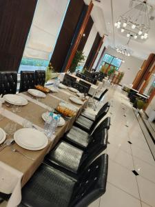 Гостиная зона в Ziyorat Luxury Hotel