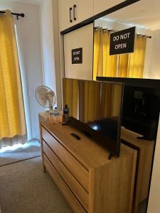 Η κουζίνα ή μικρή κουζίνα στο Riseonic Properties +9 φωτογραφίες