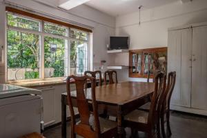 Kuchyň nebo kuchyňský kout v ubytování Kandy Twin Hostel