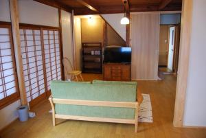 一軒宿 百々 private house rental doudouにあるテレビまたはエンターテインメントセンター