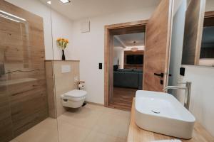 A bathroom at Wieserhof