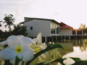 Photo de la galerie de l'établissement Banpak Suankaew Talaynoi, à Phatthalung