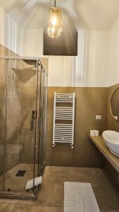 Ένα μπάνιο στο Roman Forum Rooms