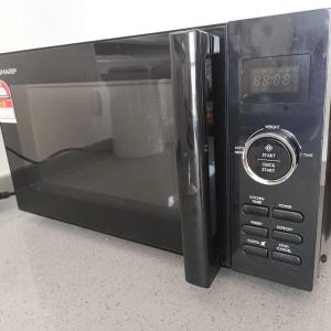 Photo de la galerie de l'établissement Georgetown modern ins suites, à George Town