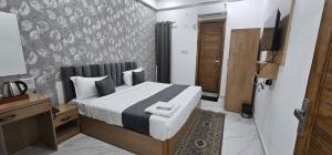 Φωτογραφία από το άλμπουμ του Hotel Legacy σε Prayagraj +28 φωτογραφίες