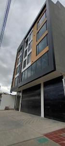 Budova, kde se aparthotel nachází