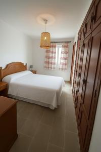 Postel nebo postele na pokoji v ubytování Siestamar Beach Apartment, refurbished, renové, renovado 2025