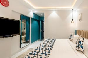 TV a/nebo společenská místnost v ubytování Asar Elite - Sea View by Orion Hotels