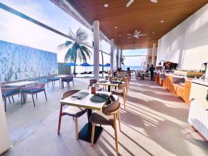 Restaurace v ubytování Three Trees Samui Resort - Sarocha Villa