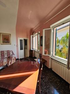 Fotografia z galérie ubytovania Le Finestre sul Mare v destinácii Albissola Marina