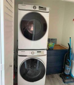 Φωτογραφία από το άλμπουμ του Cheerful 4b 2B with heated pool σε Fort Lauderdale