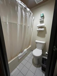 Bagno di OYO West Point Inn