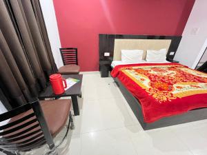 Postel nebo postele na pokoji v ubytování Hotel LA VISTAA