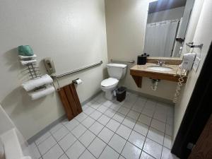 Bagno di OYO West Point Inn