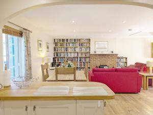 Istumisnurk majutusasutuses Brewery Cottage, Chichester