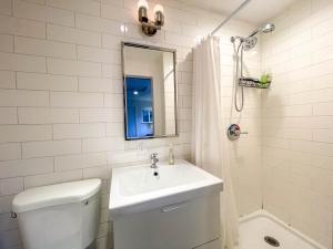 Foto dalla galleria di Modern Private Guesthouse in Seattle a Seattle