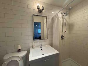 Foto dalla galleria di Modern Private Guesthouse in Seattle a Seattle Altre 11 foto