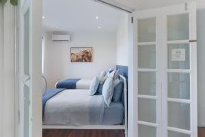 The Ranch - Coastal Farmhouse bringing family and friends together客房内的一张或多张床位
