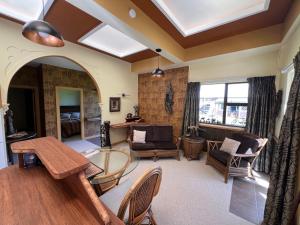 Fotografie z fotogalerie ubytování Greenwood Bungalow - Stylish Retreat v destinaci Otaki