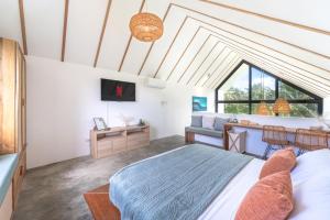Postel nebo postele na pokoji v ubytování Vintana Villa + 37 fotografií