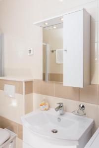 Foto dalla galleria di Apartments Gravosa- FREE PARKING a Dubrovnik