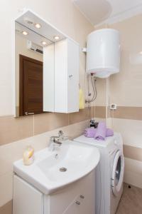 Foto dalla galleria di Apartments Gravosa- FREE PARKING a Dubrovnik Altre 39 foto