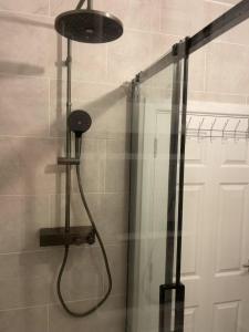 Ένα μπάνιο στο Spacious Room in London Elephant and Castle