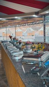 Restoran atau tempat lain untuk makan di The Rock Camp
