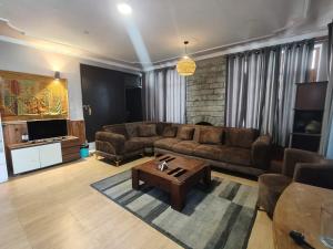 Istumisnurk majutusasutuses Koyal Lodge