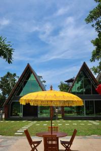 The Bukit Resort Langkawi外面的花园